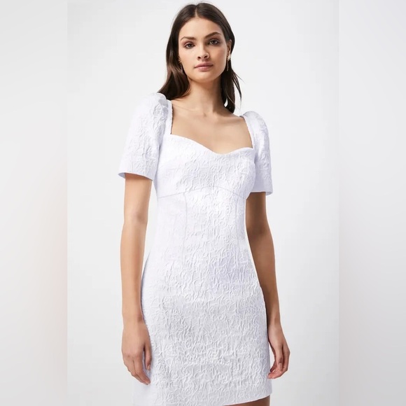 ELLIATT Feminise Textured Puff Sleeve Minidress - Picture 3 of 11